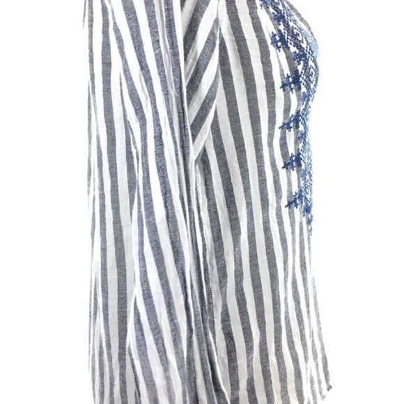 4/25 Lucky Brand Womens Knit Top Henley Striped - Picture 4 of 8